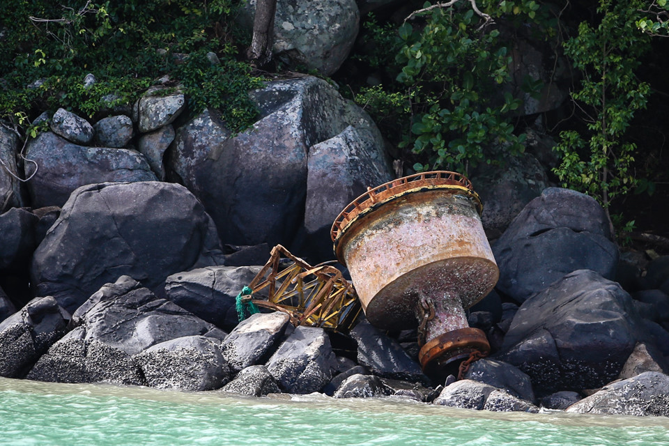 12 tàu cá ở Côn Đảo bị bão số 16 đánh chìm và hư hỏng